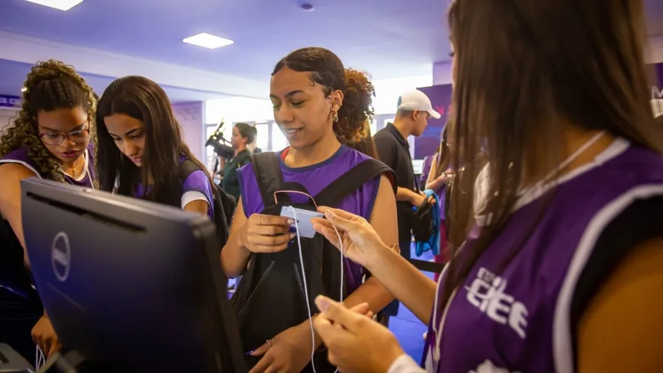 CIEE oferece 44 oportunidades nos programas de estágio e aprendizagem em Rondônia